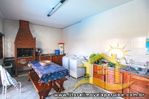 Casa para  no bairro São José, em Peruíbe / São Paulo.