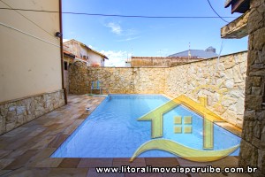 Casa para  no bairro São José, em Peruíbe / São Paulo.