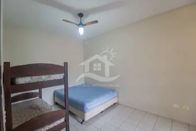 Casa - Assobradada com 4 dormitórios (sendo 2 suite(s)) a 500,00 metros praia.