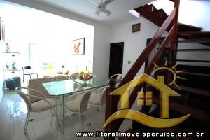 Apartamento - Amplo com 4 dormitórios (sendo 1 suite(s)) a 100,00 metros praia.