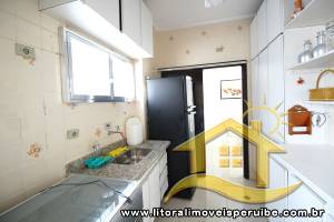 Apartamento - Amplo com 4 dormitórios (sendo 1 suite(s)) a 100,00 metros praia.