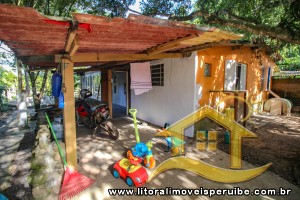 Terreno para venda no bairro 12, em Peruíbe / SP.