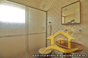 Casa para venda no bairro 137, em Peruíbe / SP.