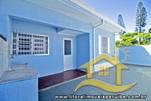 Casa para venda no bairro 137, em Peruíbe / SP.