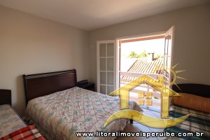 Casa - Térrea com 3 dormitórios (sendo 3 suite(s)) a 500,00 metros praia.