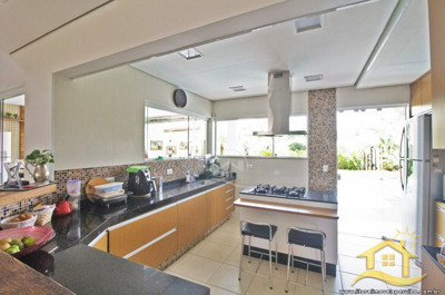 Casa para  no bairro Beira Mar, em Peruíbe / São Paulo.