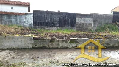 Terreno para  no bairro Três Marias, em Peruíbe / São Paulo.