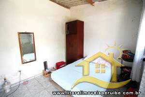 Casa para  no bairro 21, em Peruíbe / SÃO PAULO.