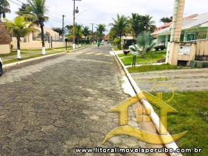 Terreno para  no bairro Bougainvillée III, em Peruíbe / São Paulo.