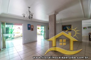 Casa para  no bairro Bougainvillée I, em Peruíbe / São Paulo.