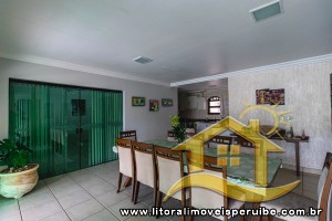 Casa para  no bairro Bougainvillée I, em Peruíbe / São Paulo.