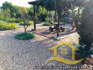 Terreno - Plano com 0 dormitórios (sendo 0 suite(s)) a 3,00 metros praia.