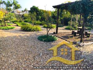 Terreno - Plano com 0 dormitórios (sendo 0 suite(s)) a 3,00 metros praia.