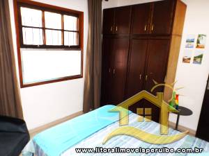 Casa - Térrea com 3 quartos (sendo 1 suite(s)) a 250,00 metros praia.
