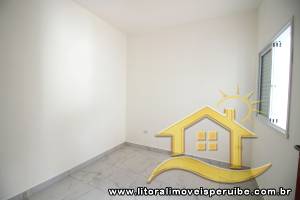 Casa - Térrea com 2 quartos (sendo 1 suite(s)) a 1500,00 metros praia.