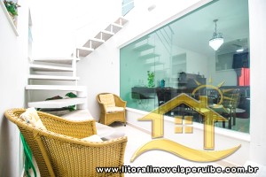Casa - Térrea com 3 dormitórios (sendo 1 suite(s)) a 0,00 metros praia.