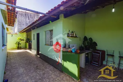 Casa para  no bairro Arpoador, em Peruíbe / São Paulo.