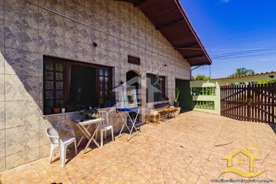 Casa para  no bairro Arpoador, em Peruíbe / São Paulo.