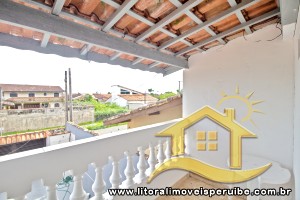 Casa - Térrea com 2 dormitórios (sendo 1 suite(s)) a 1000,00 metros praia.