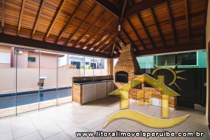 Casa - Sobrado com 4 dormitórios (sendo 4 suite(s)) a 0,00 metros praia.