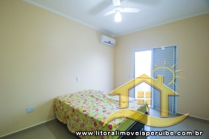 Casa - Sobrado com 4 dormitórios (sendo 4 suite(s)) a 0,00 metros praia.