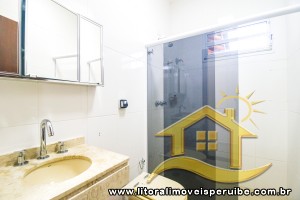 Casa - Sobrado com 4 dormitórios (sendo 4 suite(s)) a 0,00 metros praia.