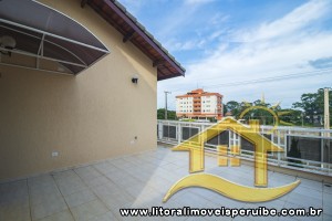 Casa - Sobrado com 4 dormitórios (sendo 4 suite(s)) a 0,00 metros praia.