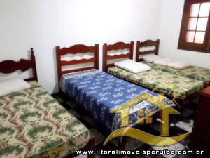 Casa - Sobrado com 4 dormitórios (sendo 1 suite(s)) a 30,00 metros praia.