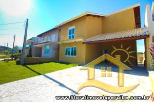 Casa - Assobradada com 4 dormitórios (sendo 4 suite(s)) a 1200,00 metros praia.