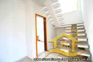 Casa - Assobradada com 4 dormitórios (sendo 4 suite(s)) a 1200,00 metros praia.