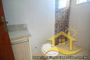 Casa - Assobradada com 4 dormitórios (sendo 4 suite(s)) a 1200,00 metros praia.