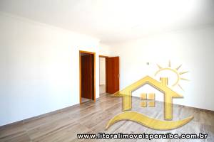 Casa - Assobradada com 4 dormitórios (sendo 4 suite(s)) a 1200,00 metros praia.