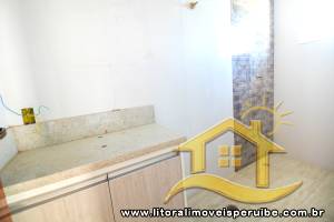 Casa - Assobradada com 4 dormitórios (sendo 4 suite(s)) a 1200,00 metros praia.