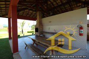 Casa - Assobradada com 4 dormitórios (sendo 4 suite(s)) a 1200,00 metros praia.