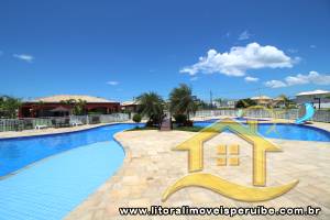 Casa - Assobradada com 4 dormitórios (sendo 4 suite(s)) a 1200,00 metros praia.