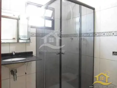 Casa - Térrea com 3 dormitórios (sendo 1 suite(s)) a 0,00 metros praia.