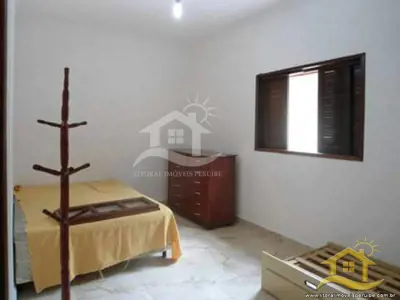 Casa - Térrea com 3 dormitórios (sendo 1 suite(s)) a 0,00 metros praia.