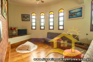 Casa - Térrea com piscina com 4 dormitórios (sendo 4 suite(s)) a 0,00 metros praia.