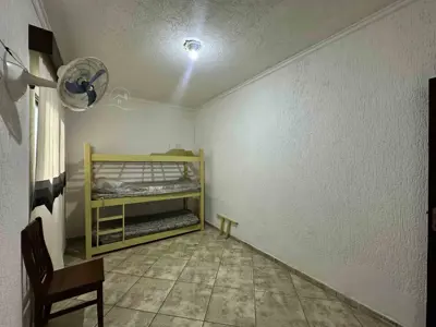 Casa - Térrea com 3 quartos (sendo 2 suite(s)) a 1000,00 metros praia.