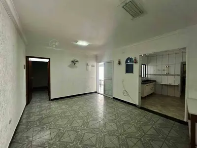 Casa - Térrea com 3 quartos (sendo 2 suite(s)) a 1000,00 metros praia.