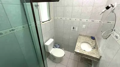Casa - Mezanino com 4 dormitórios (sendo 1 suite(s)) a 600,00 metros praia.