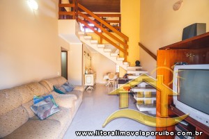 Casa - Térrea com 3 quartos (sendo 2 suite(s)) a 200,00 metros praia.