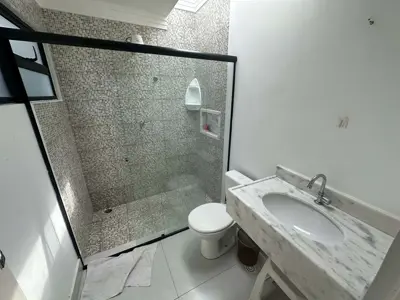 Casa - Térrea com 3 quartos (sendo 3 suite(s)) a 0,00 metros praia.