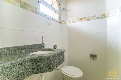 Apartamento - Sobreloja com 1 quartos (sendo 1 suite(s)) a 80,00 metros praia.