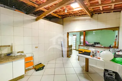 Hotel - Pousada com  dormitórios  a 1000,00 metros praia.