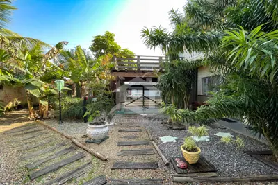 Hotel - Pousada com  dormitórios  a 1000,00 metros praia.