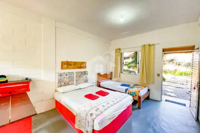 Hotel - Pousada com  dormitórios  a 1000,00 metros praia.