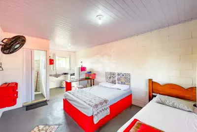 Hotel - Pousada com  dormitórios  a 1000,00 metros praia.