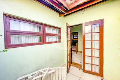 Hotel - Pousada com  dormitórios  a 1000,00 metros praia.
