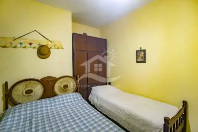 Terreno - Murado com 2 quartos (sendo 2 suite(s)) a 0,00 metros praia.